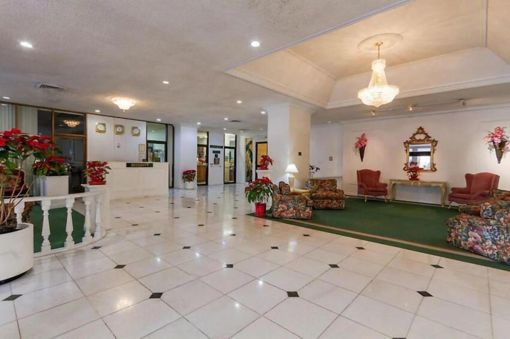 Heart Of Waikiki,1Bdrm,Free Parking, Wifi,No Resort Fees,Youtube,Netflix ! Honolulu Dış mekan fotoğraf