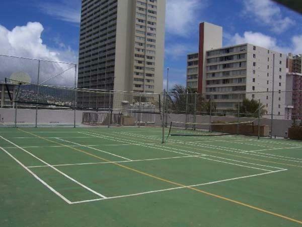 Heart Of Waikiki,1Bdrm,Free Parking, Wifi,No Resort Fees,Youtube,Netflix ! Honolulu Dış mekan fotoğraf